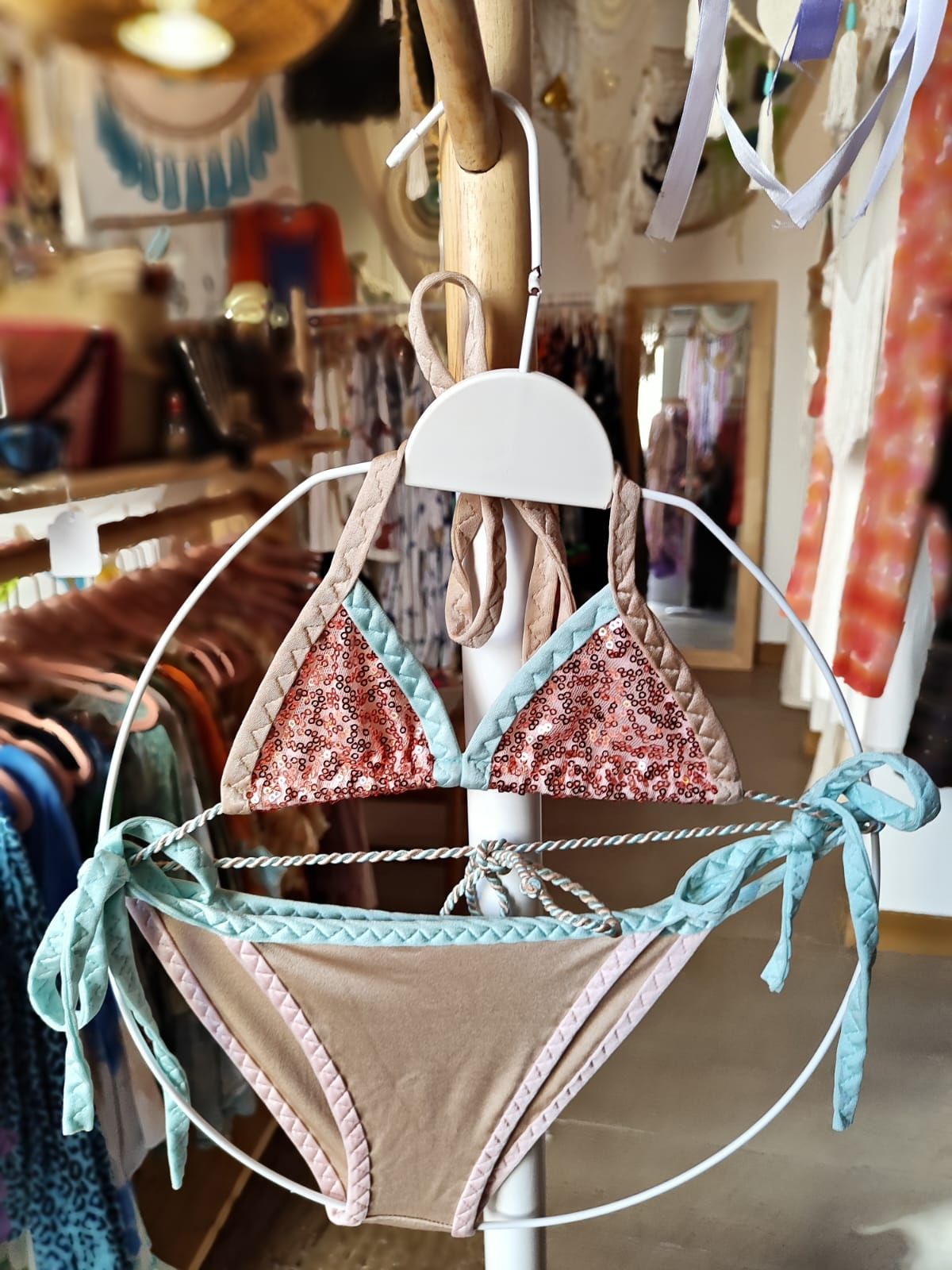 Bikini babys