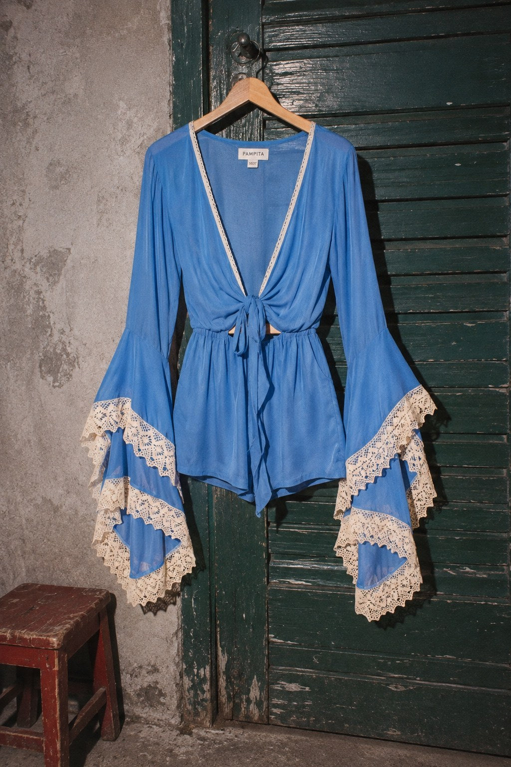Suzani Mono