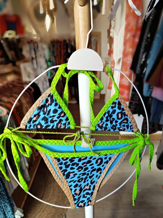 Bikini babys